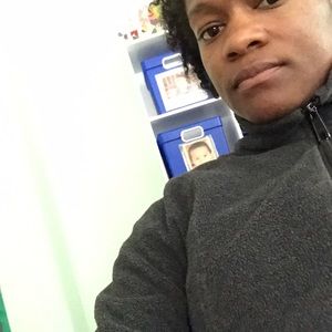 Meet your Posher, Candice